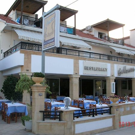 Montes Apartments & Studios Alykanas  Exterior photo