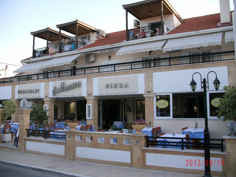 Montes Apartments & Studios Alykanas  Exterior photo